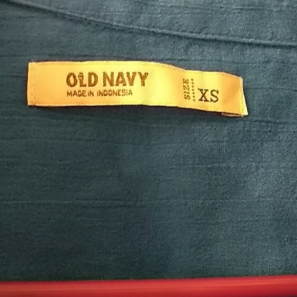 Beautiful blue Old Navy blouse - Picture 3 of 4